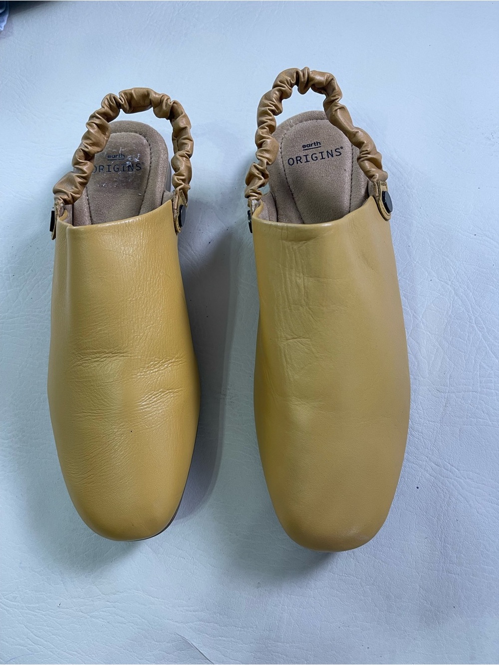 Earth Origins Ren Leather Mustard Yellow Slingback Mules Women's 9